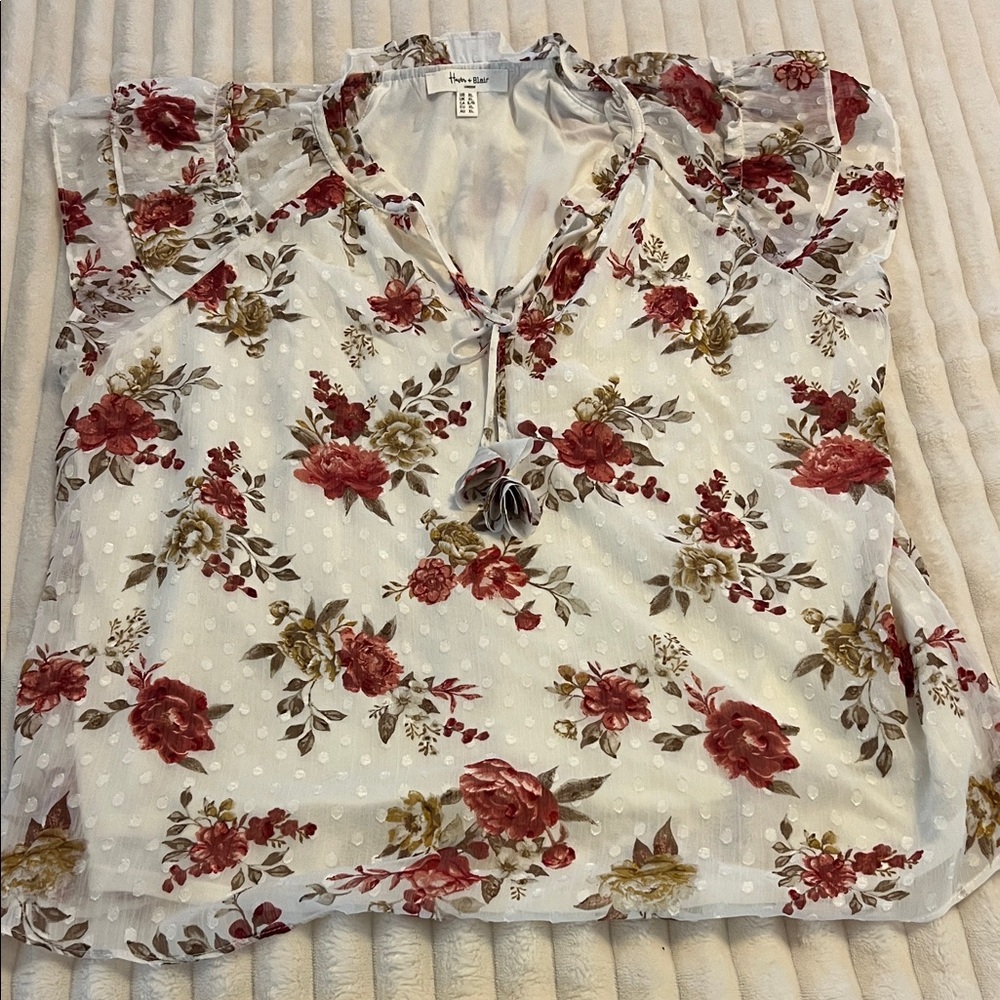 Chic Floral V-Neck Blouse with Tassel Tie